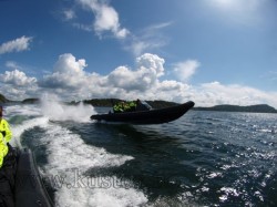 Full gass - båttur på Oslofjorden med Kustos - fjordcruise og RIB - - moro for alle!